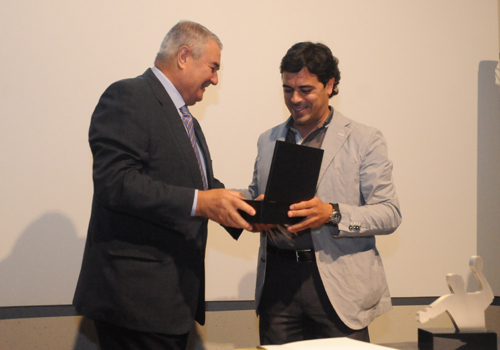 Las mejores im�genes de la firma del patrocinio de BEONE