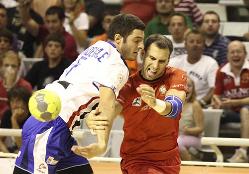 Campa�a de promoci�n del balonmano en Huesca