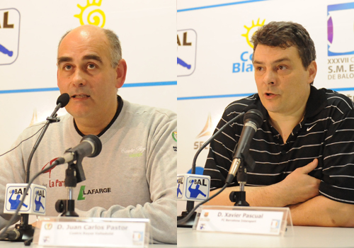 Juan Carlos Pastor y Xavi Pascual en sala de prensa