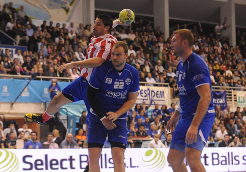 BM Atl�tico de Madrid vence a BM. Torrevieja y disputar� la final de la Copa