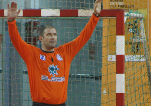 Pachi Peg anuncia su retirada de las pistas de balonmano