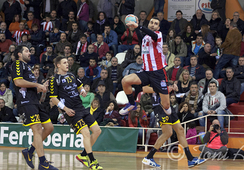 Resultados, clasificaci�n y galer�as de la jornada 12 de la Liga ASOBAL
