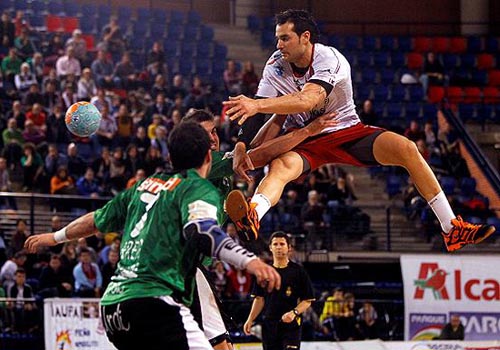 Se deshacen momentaneamente las tablas en la lucha por el tercer puesto