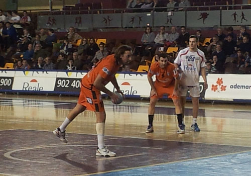Los Cuartos de Final de la Copa arrancan con emoci�n e igualdad