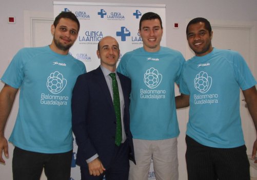 Triple presentaci�n de jugadores brasile�os del BM. Guadalajara