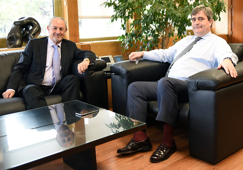 Adolfo Aragon�s se re�ne con Miguel Cardenal en la sede del CSD