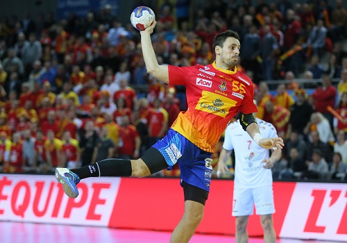 Los Hispanos asaltan el liderato del Grupo B del Mundial