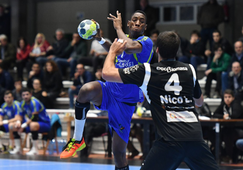 Teucro espera cortar su mala racha visitante en el derbi gallego