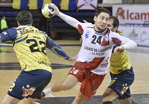 BM. Logro�o La Rioja mide su estado de forma en el Palau Blaugrana