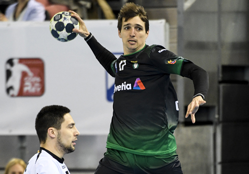 Helvetia Anaitasuna renueva a sus dos capitanes