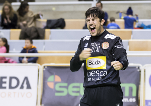 Arguillas seguir� defendiendo la porter�a de Bada Huesca