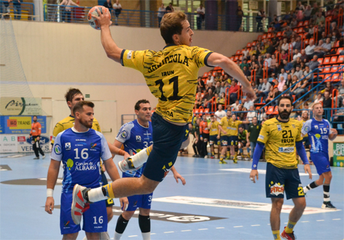 Bidasoa Ir�n presenta su candidatura a la Copa ASOBAL
