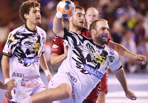 ABANCA Ademar Le�n quiere acercarse a la Copa ASOBAL