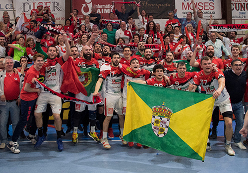 Viveros Herol Balonmano Nava cumple el sue�o del ascenso a ASOBAL