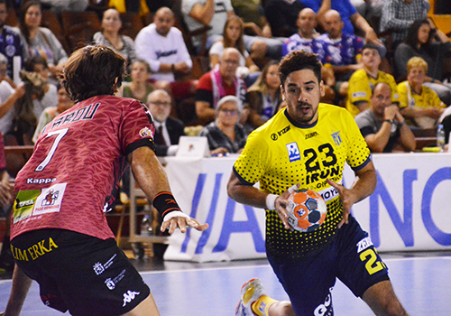 Rodrigo Salinas, protagonista del mejor gol de la jornada en la Liga ASOBAL