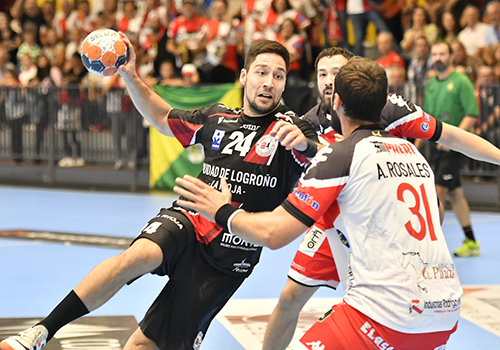 BM. Logro�o La Rioja y Liberbank Cantabria Sinf�n se baten en duelo en GOL