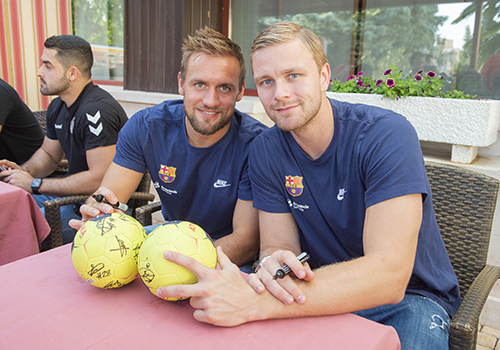 Firma de aut�grafos de los protagonistas de la 30� Copa ASOBAL