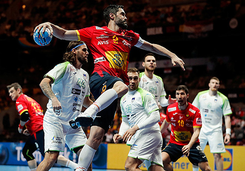 Espa�a sigue so�ando con revalidar el Oro europeo