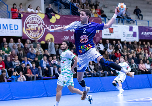 �lvaro Cabanas supera la barrera de los 1.000 goles en ASOBAL