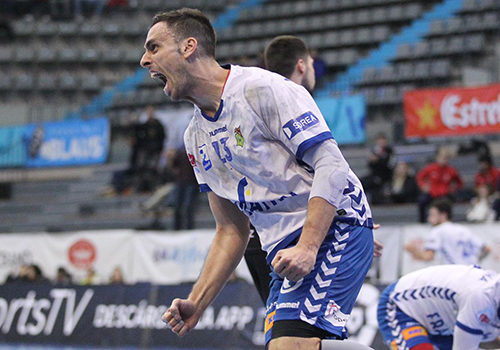 Adri� Figueras conquista el Trofeo SELECT al M�ximo Goleador de la Liga Sacyr ASOBAL