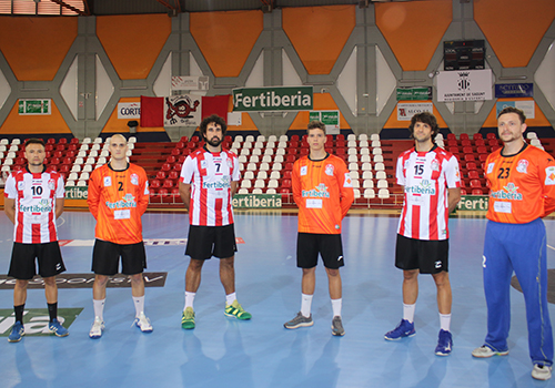 Fertiberia Puerto Sagunto presenta equipaci�n y calendario de amistosos