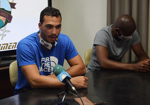 �ngel Xim�nez Puente Genil presenta a sus dos fichajes brasile�os