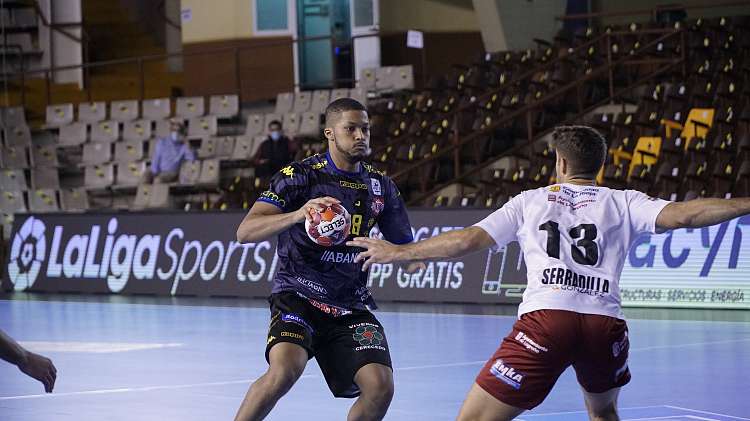 Ademar pone a prueba su racha como visitante en el Palau