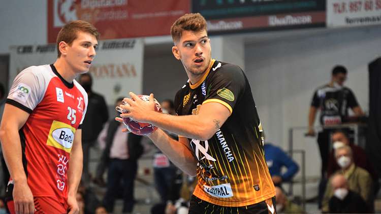 El duelo Bada Huesca � �ngel Xim�nez Puente Genil, retransmitido por LaLigaSportsTV