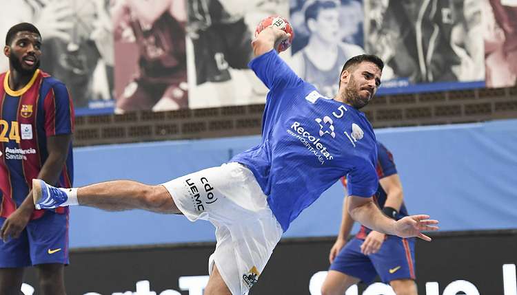 Bidasoa Irun se refuerza con dos Gladiadores Azules