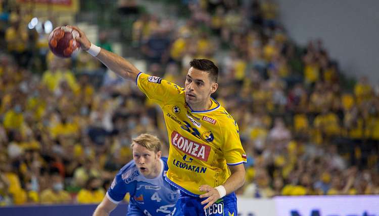 �ngel Fern�ndez regresa a la Liga Sacyr ASOBAL como azulgrana