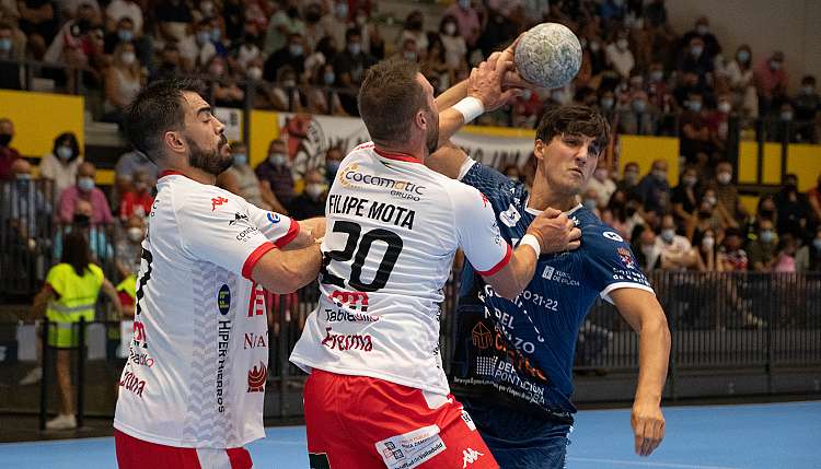 Cara a cara en O Gata�al entre dos equipos revelaci�n