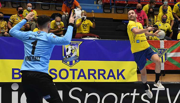 I�aki Cavero, �nico debutante en El 7 Ideal de la jornada 17
