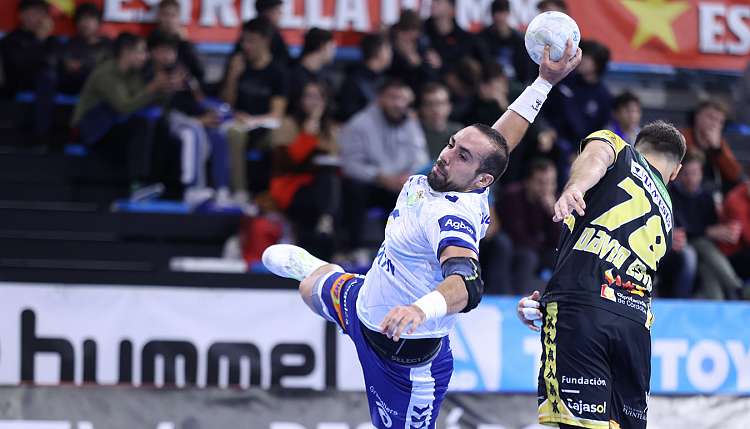 Esteban Salinas regresar� a Bidasoa hasta 2025