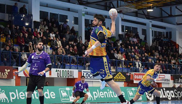 Doble cita de �ngel Xim�nez Puente Genil con Teledeporte