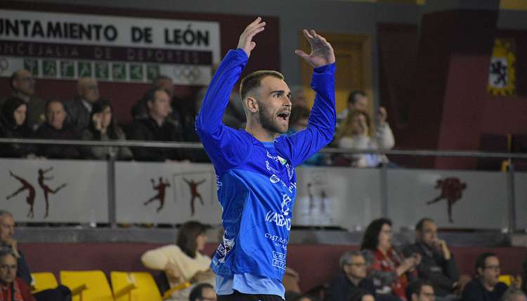 Duelo directo por Europa en Le�n
