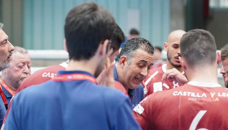Los Gladiadores Azules preparan su vuelta a la Liga Plenitude ASOBAL