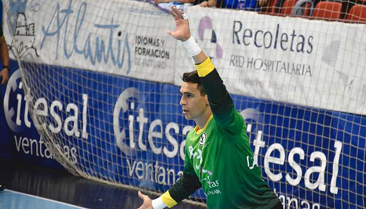Yeray Lamariano anuncia su retirada del balonmano