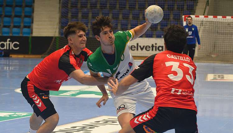 Granollers y Anaitasuna se baten en duelo en el Partido de la Jornada