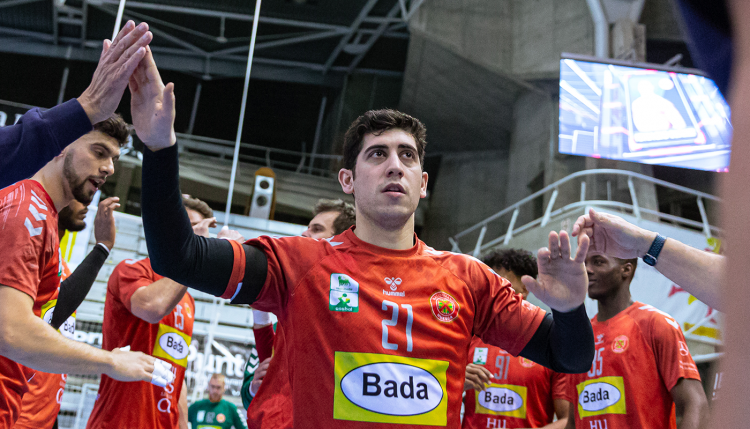 Charly P�rez causa baja durante varias semanas en Bada Huesca 