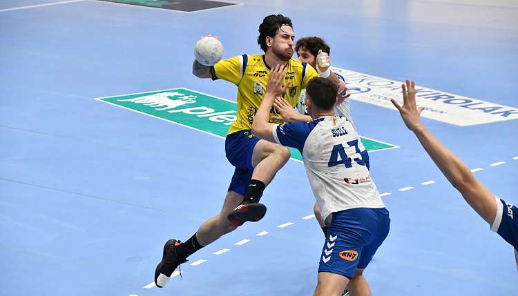 Batalla por el subcampeonato en el Partido de la Jornada