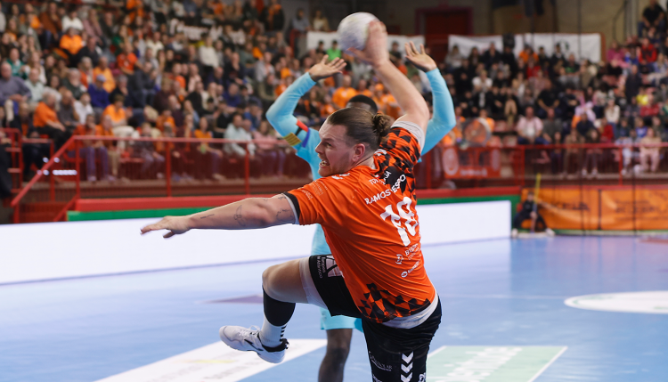 �ngel Xim�nez Puente Genil incorpora a Dani Ramos