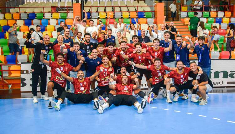 Cajasol Sevilla BM. Proin firma su primer triunfo en Liga NEXUS ENERG�A ASOBAL y IRUDEK Bidasoa Irun y Fraikin BM. Granollers se mantienen en el liderato