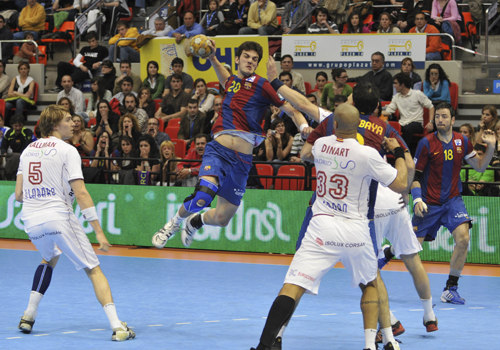 METLICIC, DINART, STEFANSSON, ENTRERRIOS, DAVIS Y HOMBRADOS A PEKIN