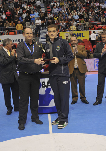 SE VA RADOSLAV STOJANOVIC Y LLEGA PAVEL POLAKOVIC