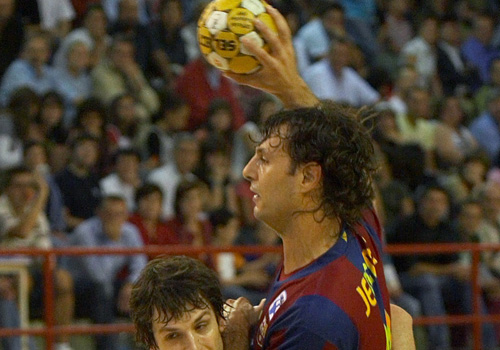 EL TEUCRO SIGUE ADELANTE EN LA COPA GALICIA DE BALONMANO