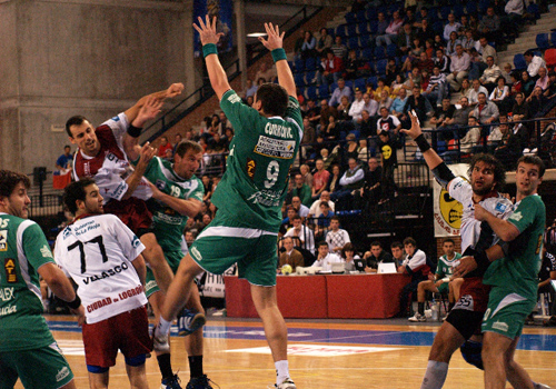 BM GRANOLLERS Y FERROVIAL AGROMAN INVITAN A ESCOLARES AL PROXIMO PARTIDO