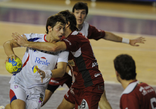 OCTAVIO PILOTES POSADA REMONTA Y DA LA SORPRESA EN VALLADOLID
