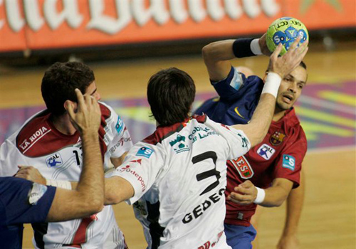 EL QUIJOTE ARENA ACOGE EL DERBI REGIONAL