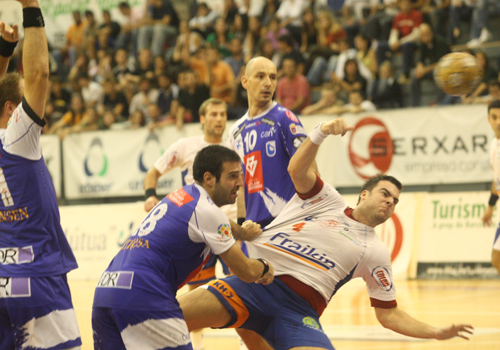 NUEVOS REFUERZO PARA EL TEKA CANTABRIA