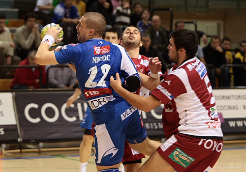 FRAIKIN BM GRANOLLERS RECIBE AL ARRATE EN EL PALAU D&ACUTE;ESPORTS